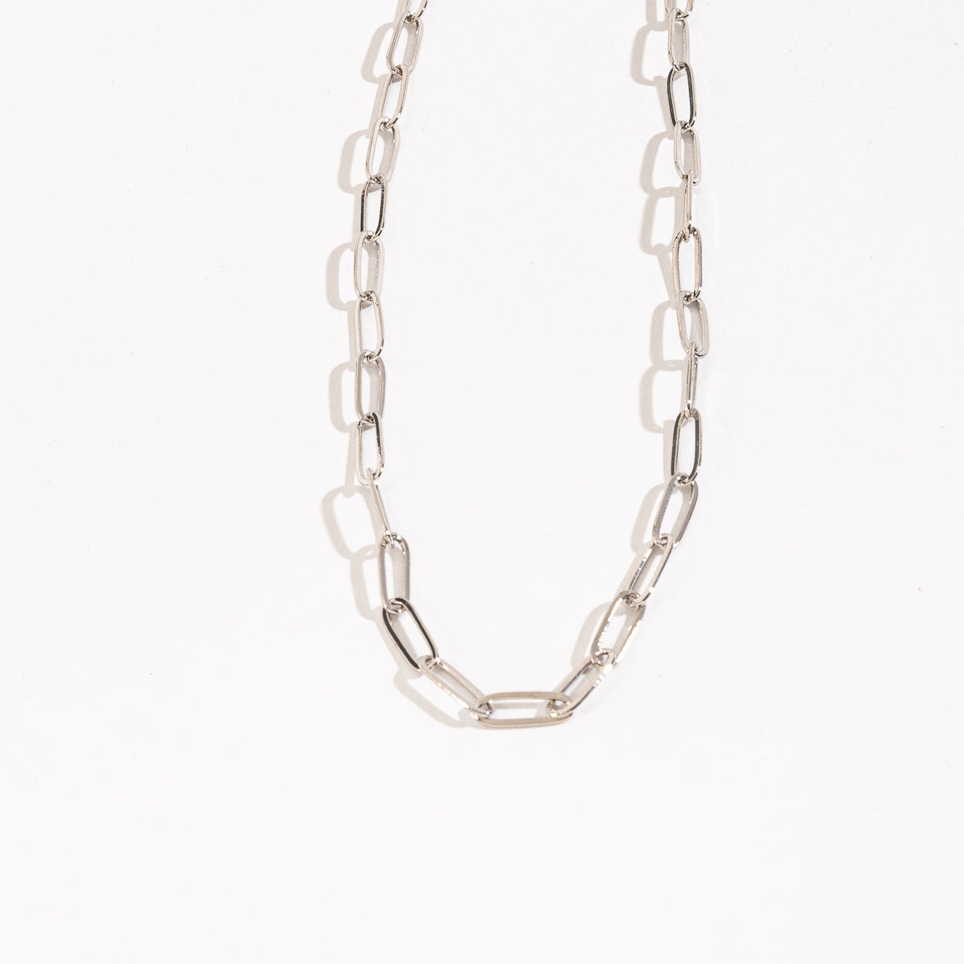silver paperclip chain necklace.