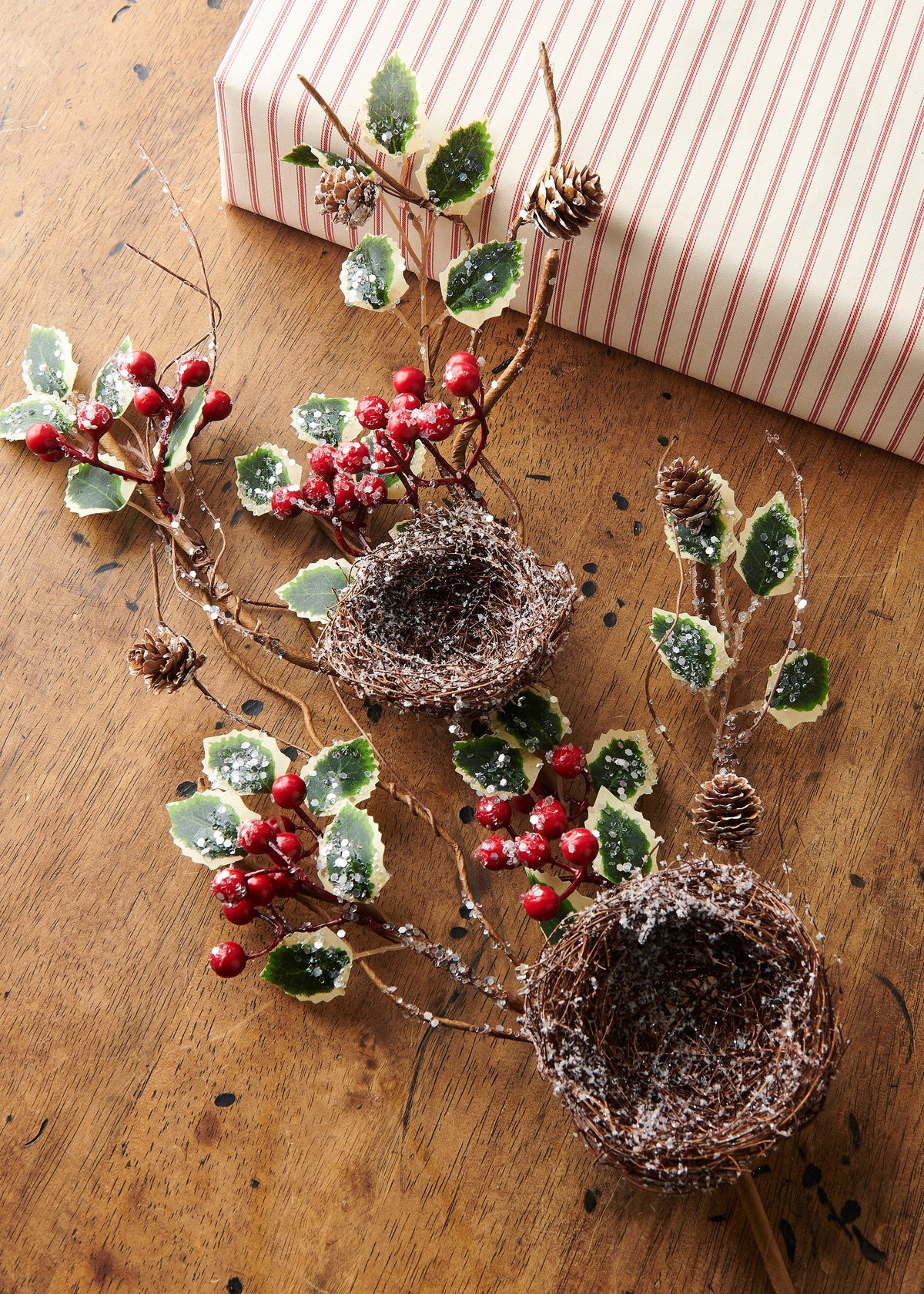 Iced Nest with Holly Stem on a decorated table