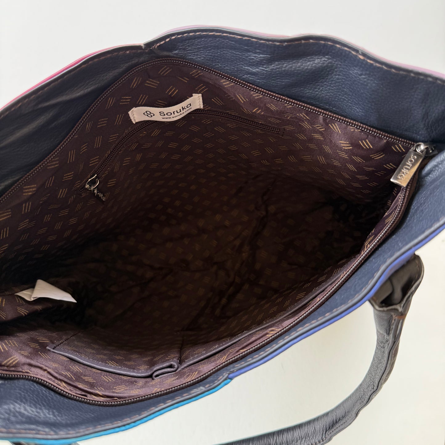 interior view of tote bag with patterned lining