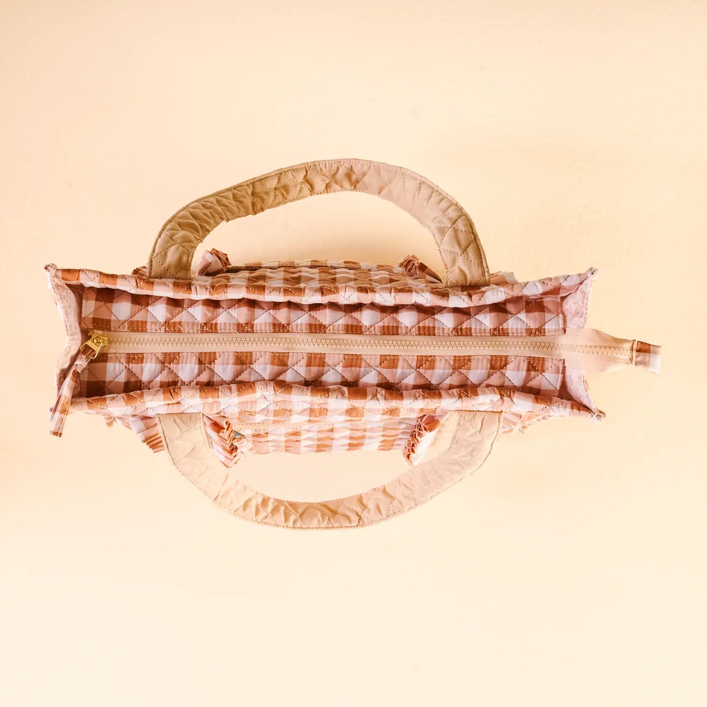 top view of the Maple Gingham Everyday Quilted Tote Bag zipped up