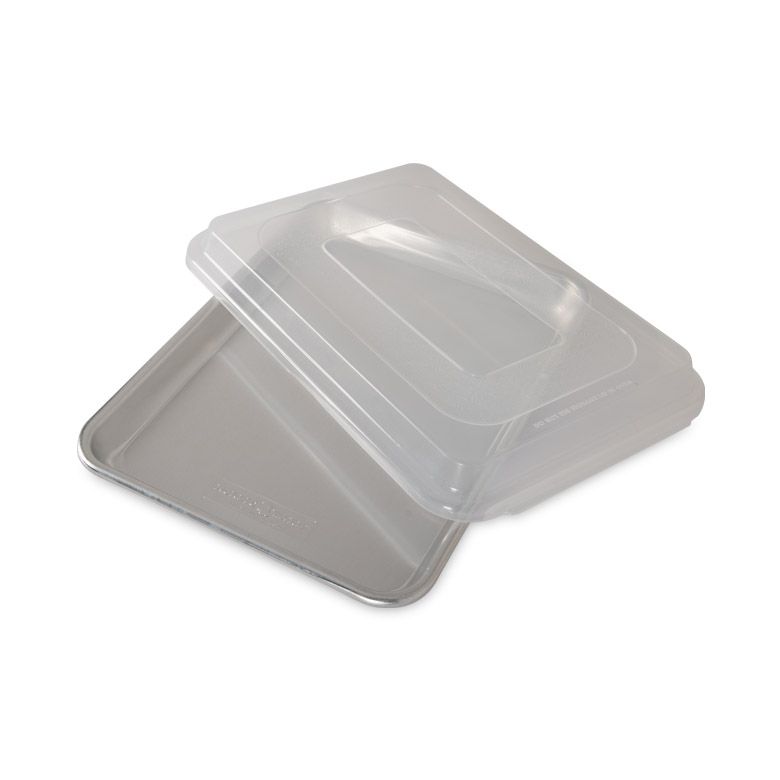 NordicWare - Naturals® Baker's Quarter Sheet with Lid – Kitchen Store & More