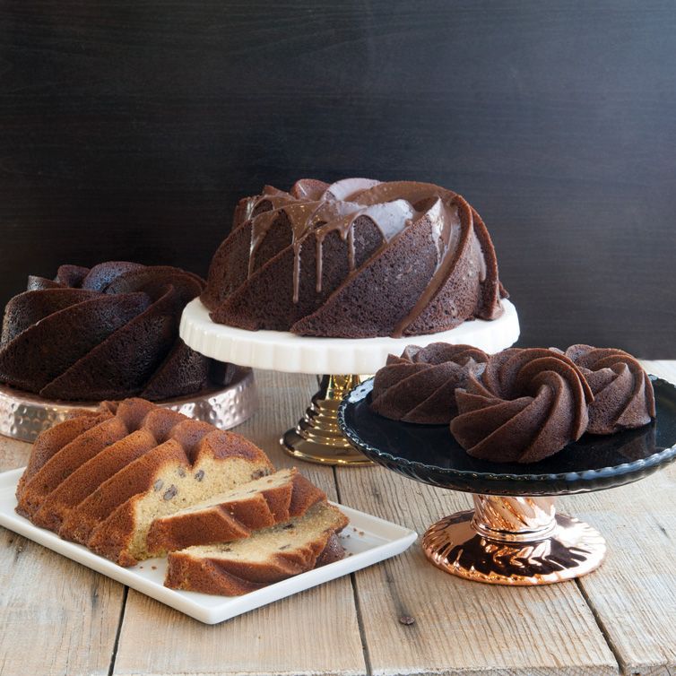 bundt cakes on cake stands.