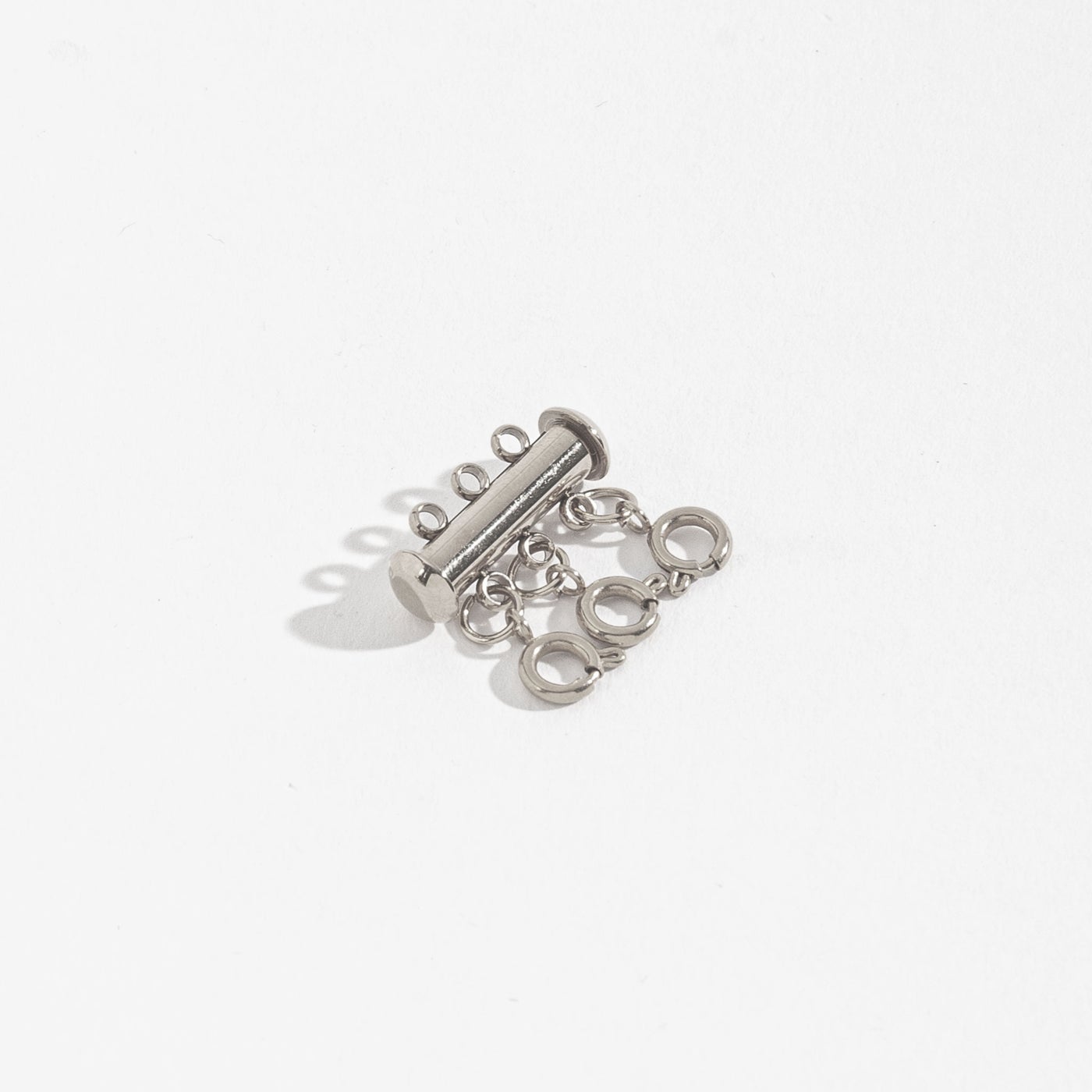 silver triple magnetic clasp closed.