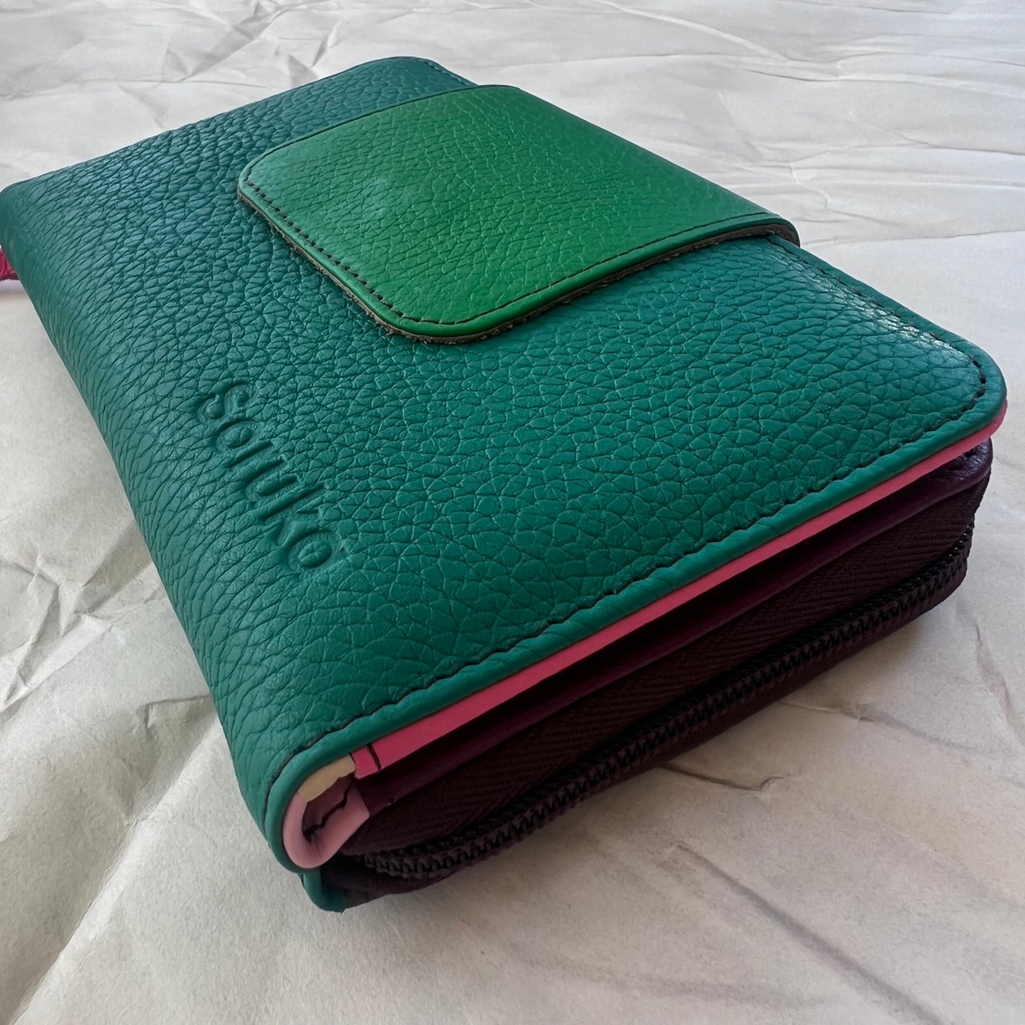 side view of green Beatrice Clutch