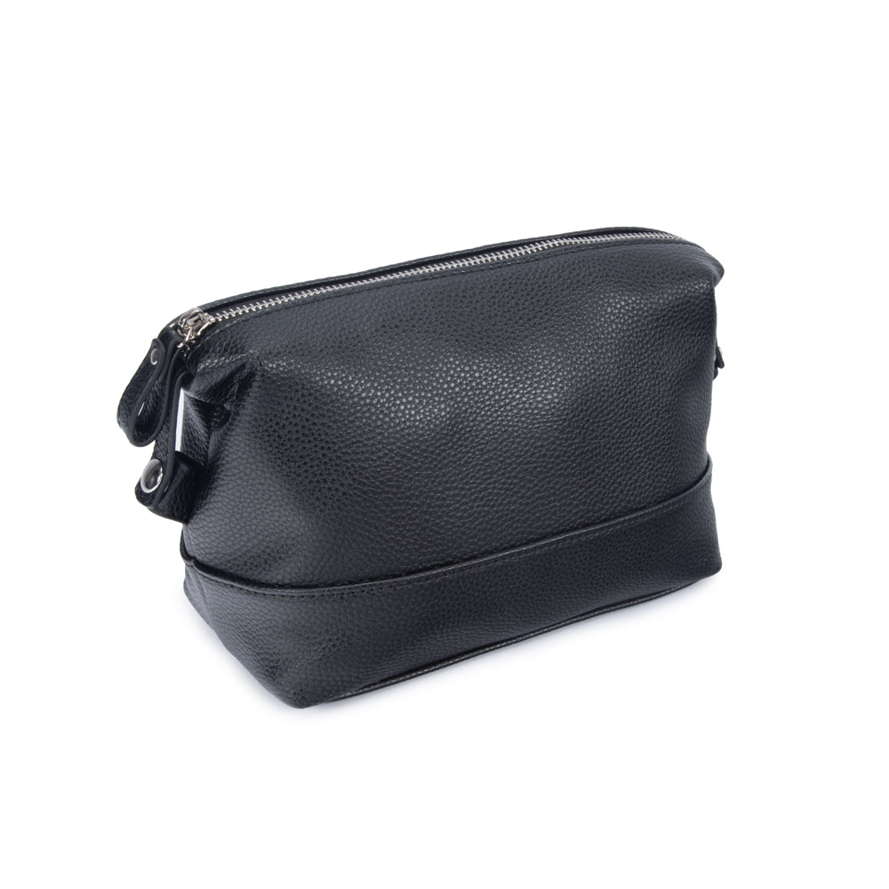 angled front view of the brett dopp kit in black