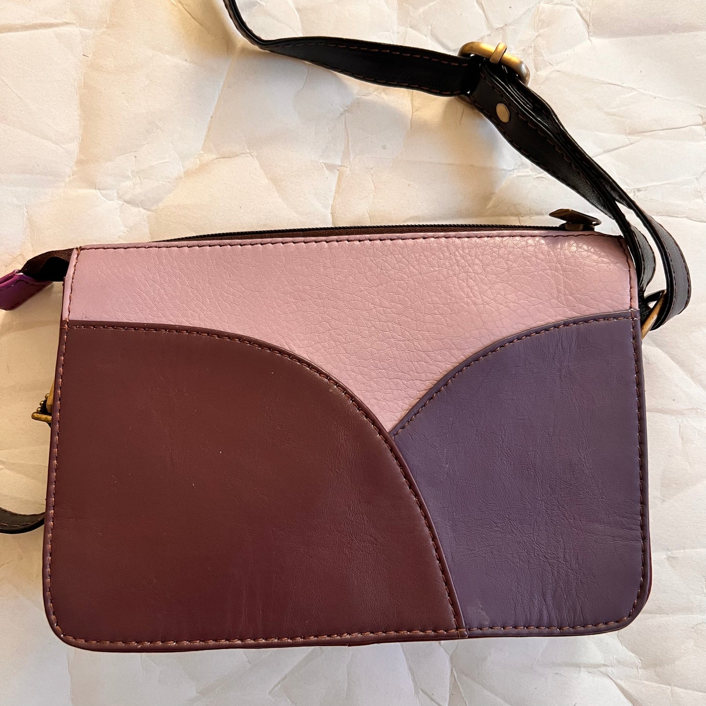 back view of meredith purse.