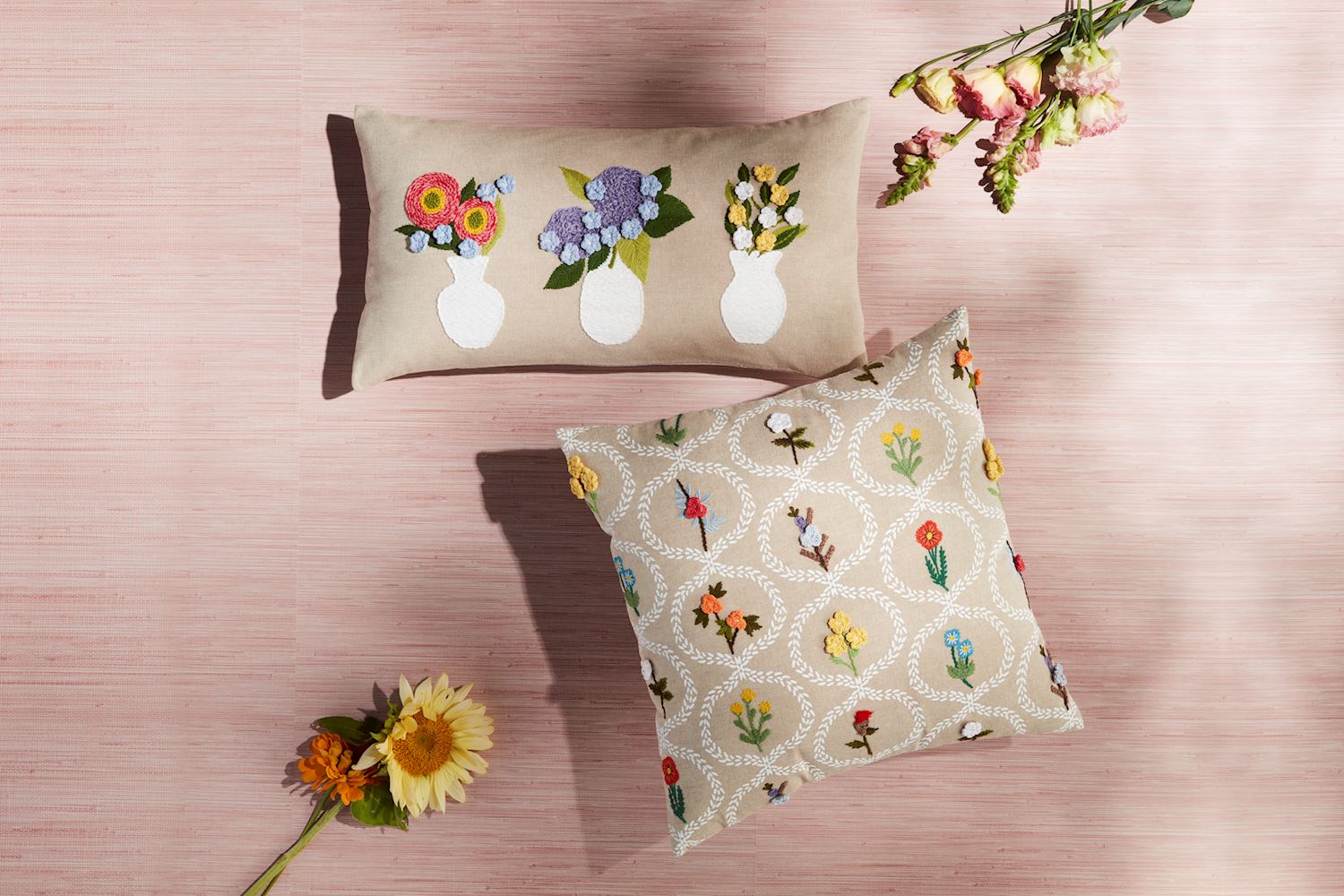 Mud Pie Botanica Pillow