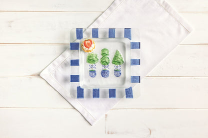 topiary glass plate in a decorated setting