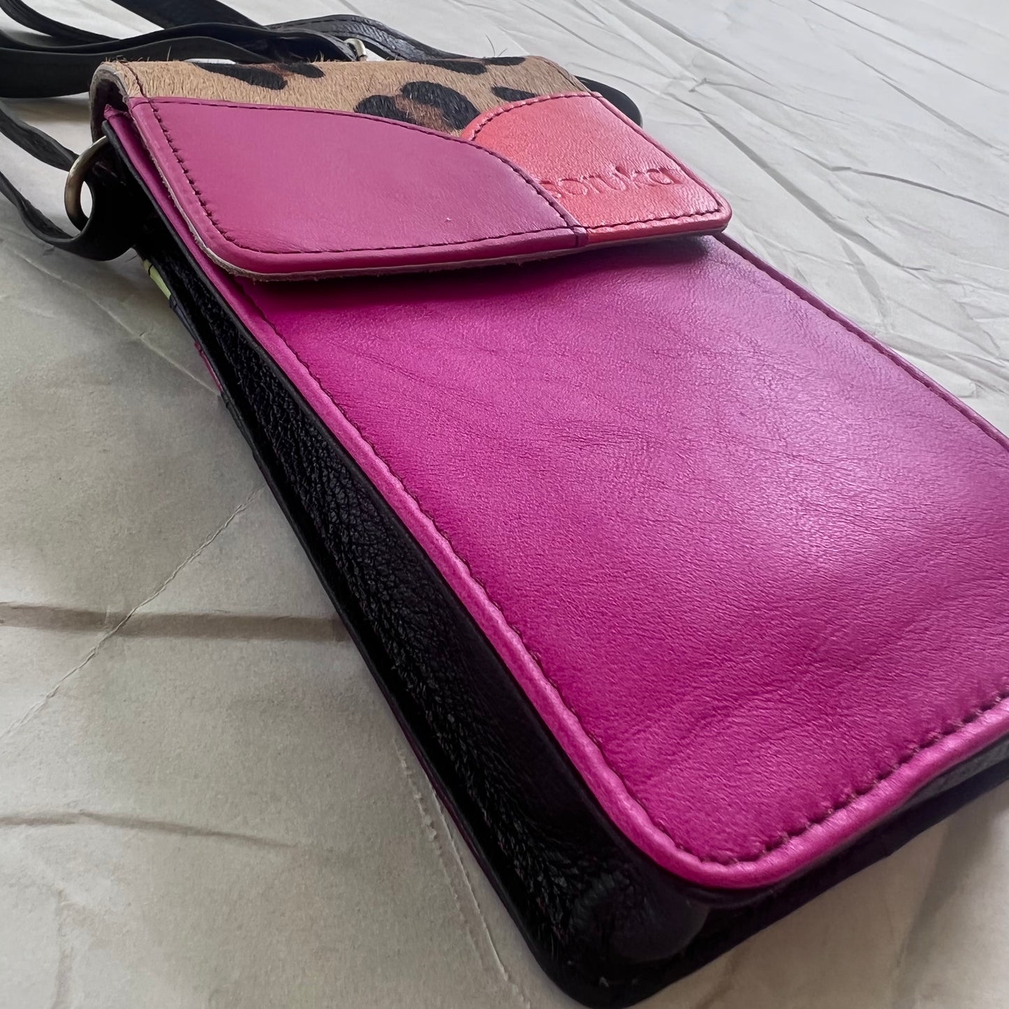 side view of Miley Phone Bag