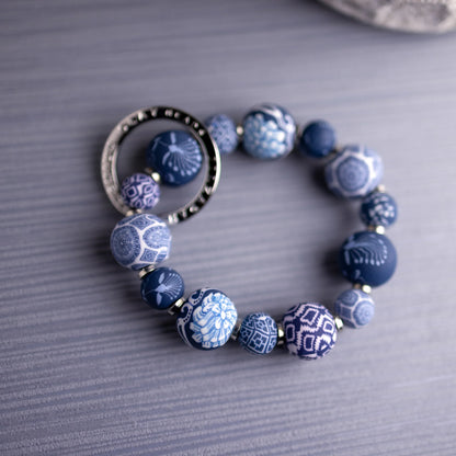 dutch blue Small Bead Wrist Keychain.