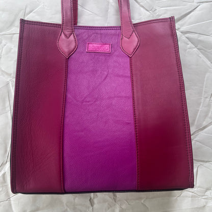 Peacock & Cranberry giselle tote showing pinks side