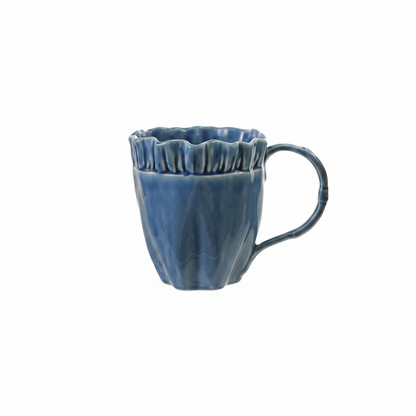 blue ruffle mug on a white background