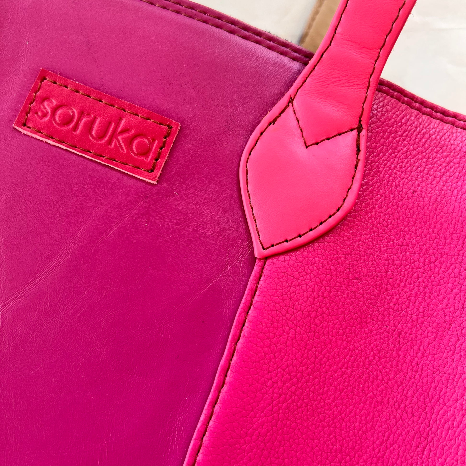 close-up of other side of Giselle tote.