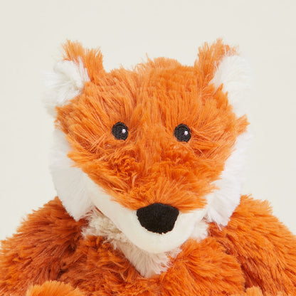 close-up of Fox's face.