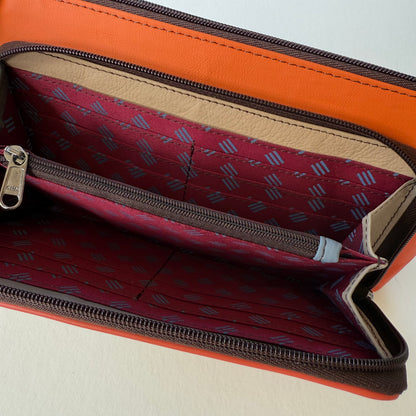 interior view of sunrise madison crossbody's front pocket