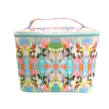brooks avenue traincase on a white background