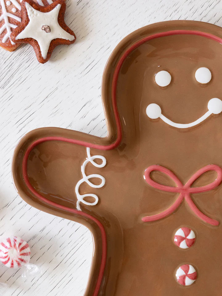 close-up of Gingerbread Man Platter.