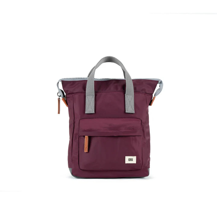 front view of plum bantry b backpack.