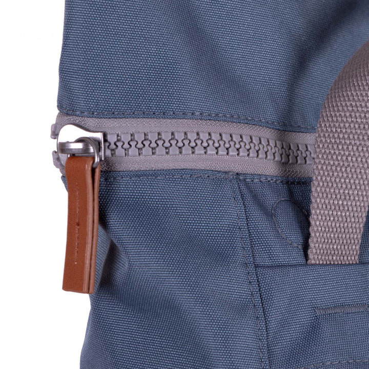 close-up of top zipper pull.