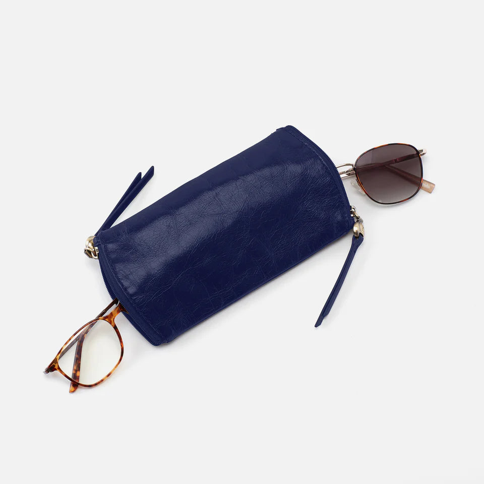 winter violet Spark Glasses Case with glasses coming out of both ends