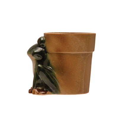 side view of frog planter