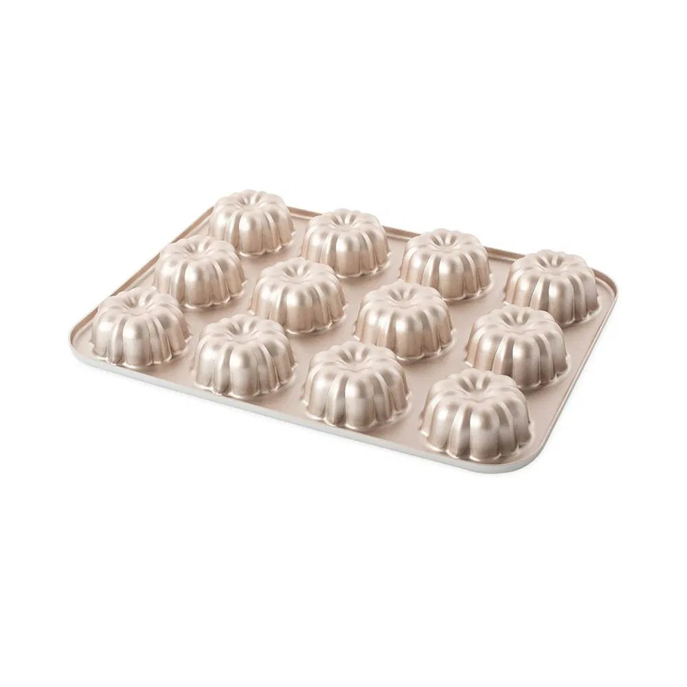 rose mini bundt pan.