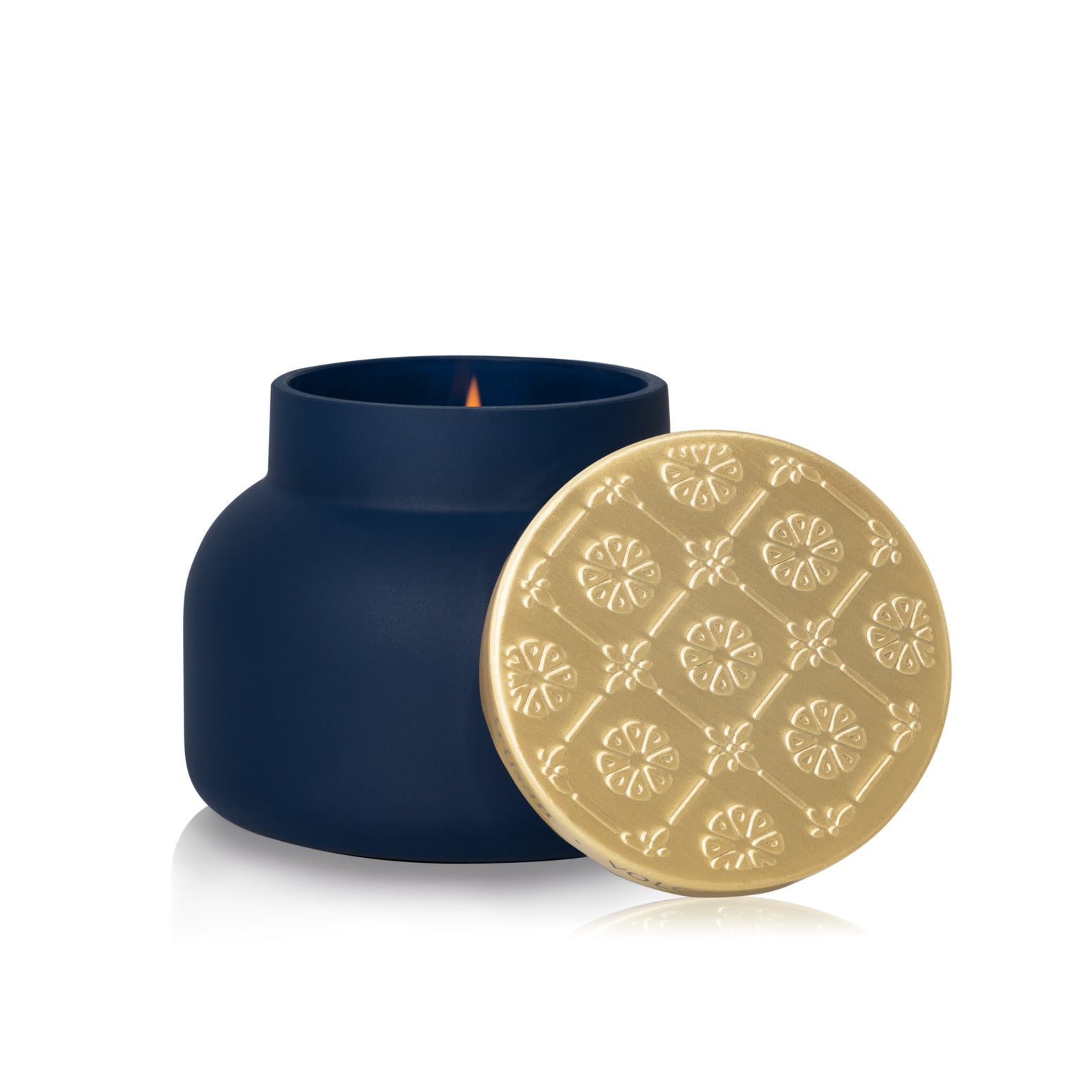 Volcano Artisan Terrazza Velluto  Candle with lid in front
