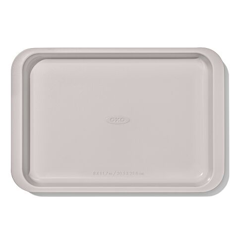 top down view of the OXO metal and ceramic jellyroll pan