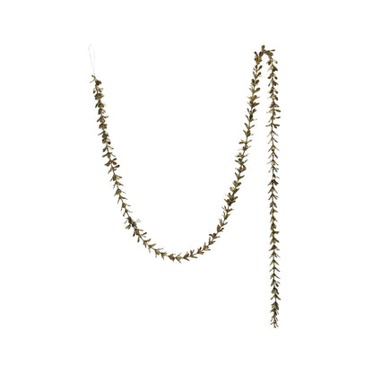 gold box wood garland showing its drapeable nature