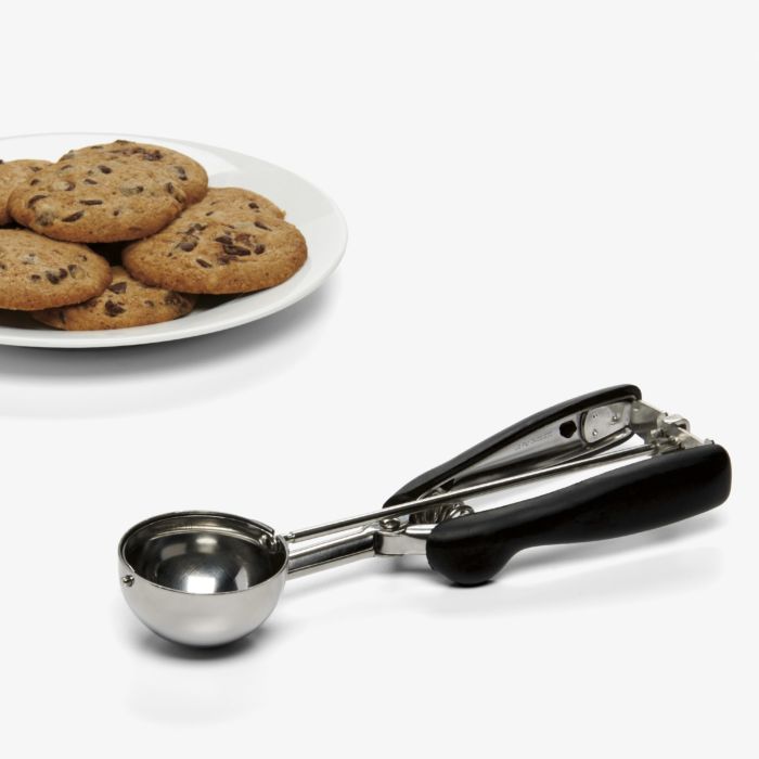 OXO - Good Grips Cookie Scoop, Large – Kitchen Store & More