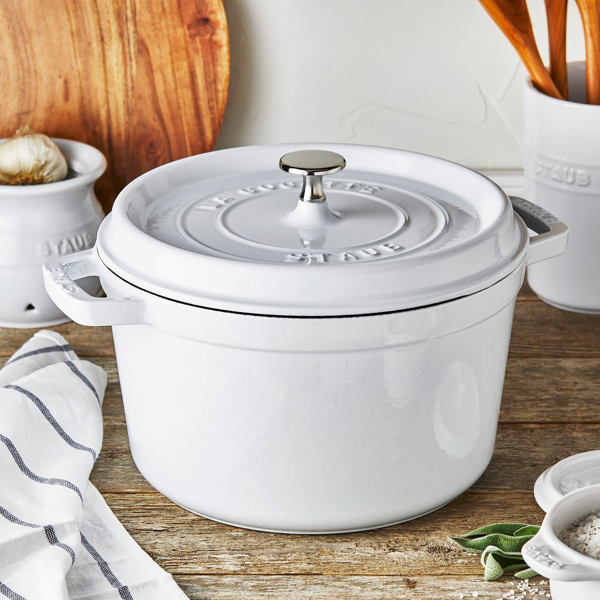 Staub - Round Cocotte, Tall 5 Quart – Kitchen Store & More