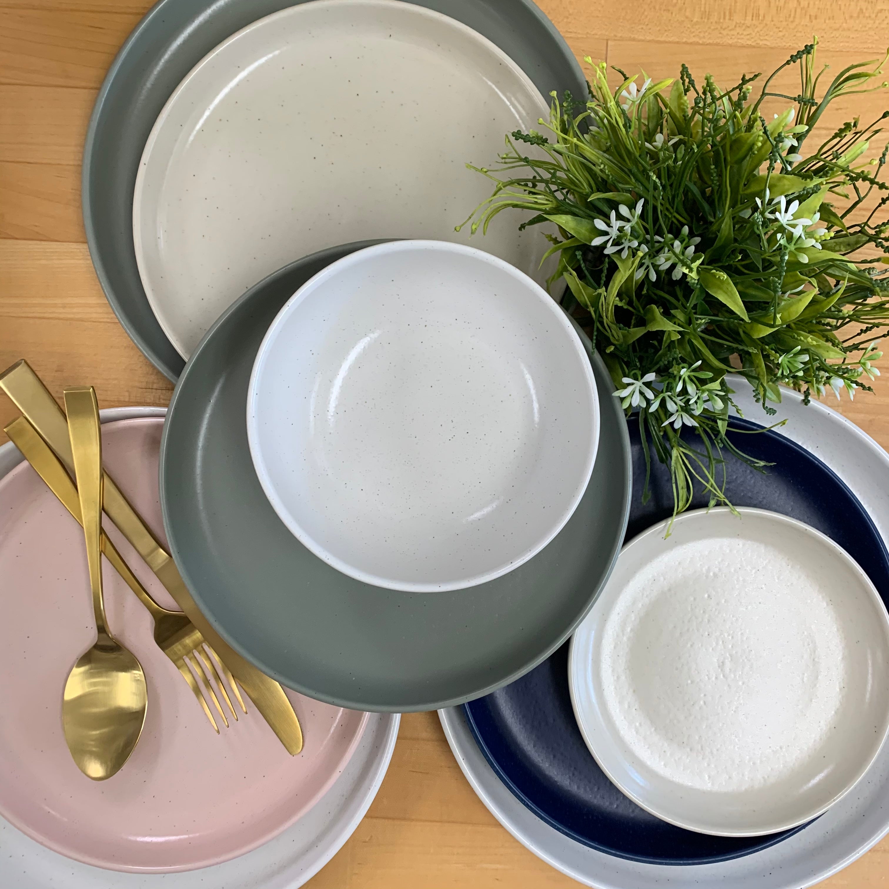 Casa 2025 fina dinnerware