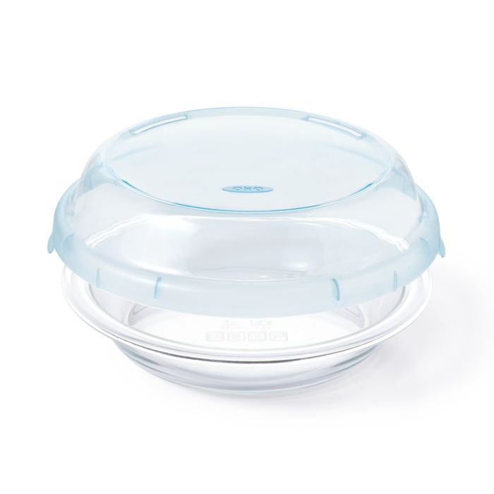 glass pie pan and lid.
