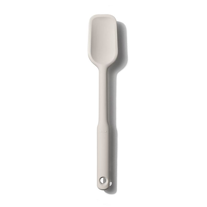 off-white silicone spatula.